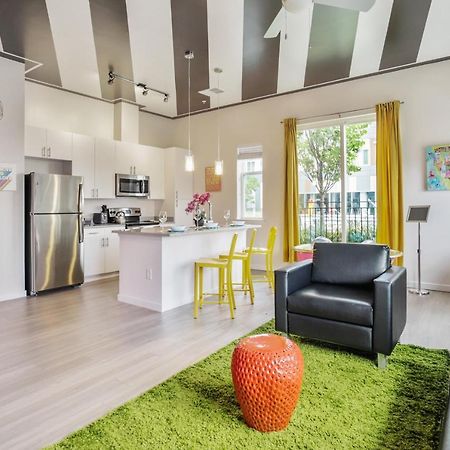 Lux House Of Champagne 2Br 2Ba Free Parking & Wifi Apartment Baltimore Exterior photo