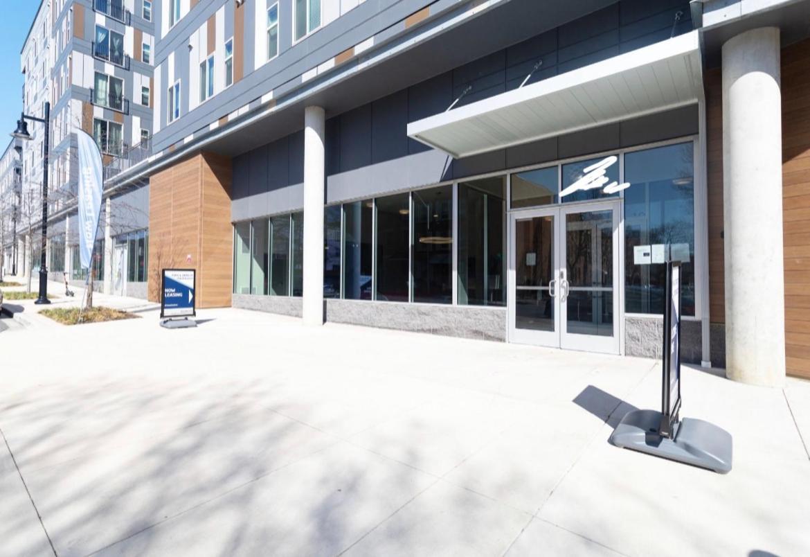 Lux House Of Champagne 2Br 2Ba Free Parking & Wifi Apartment Baltimore Exterior photo